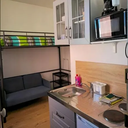 Appartement Simple&pratique Gare à 5 Min Petit Prix