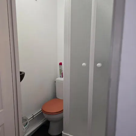 Simple&pratique Gare à 5 Min Petit Prix *